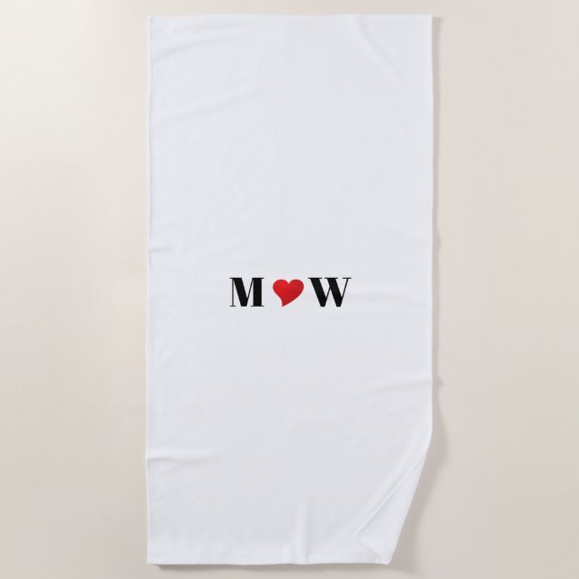 Customize Ehepaar A Loves B red heart Strandtuch (Vorderseite)