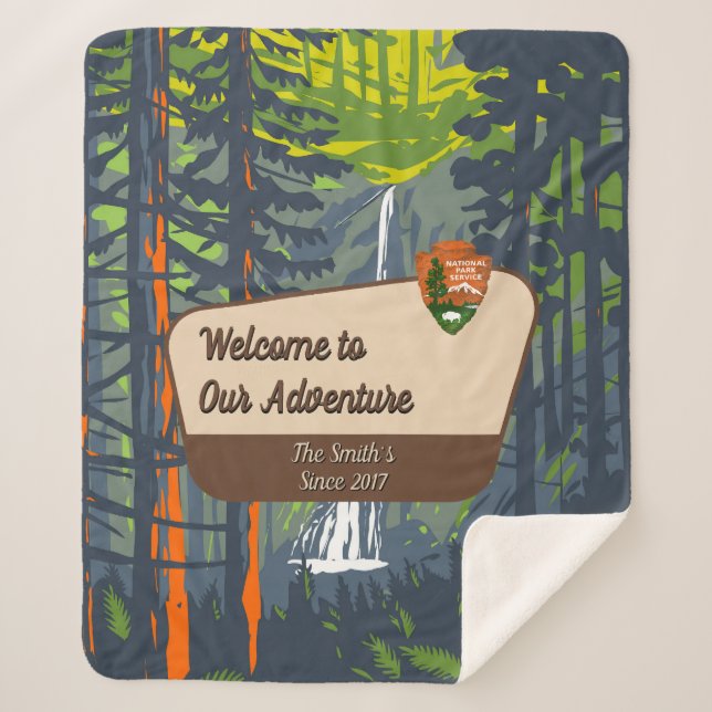 Customize Marymere Falls Family Camping Adventure Sherpadecke (Vorderseite)