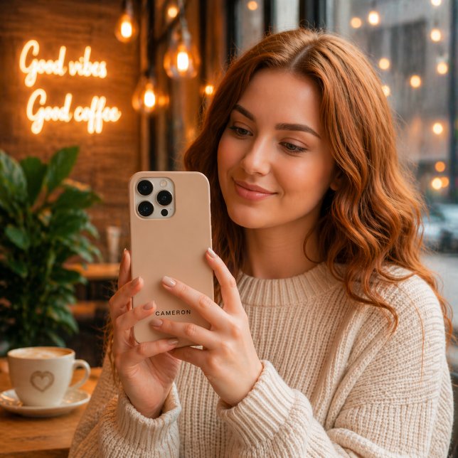 Customized Beige iPhone 16 Pro Hülle (Von Creator hochgeladen)