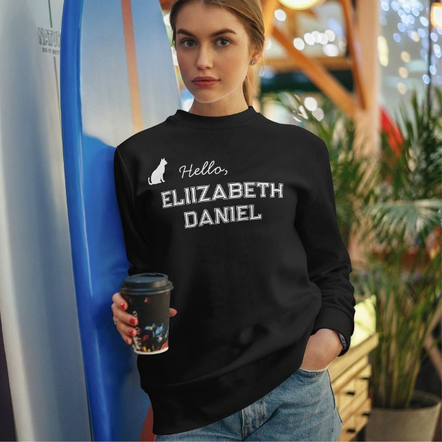 Customized Pet Lover Funny Cat Mom Name Cute Black Sweatshirt (Von Creator hochgeladen)