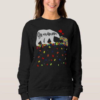 Cute Autism Grandmom Bear Autism Awareness Family Sweatshirt