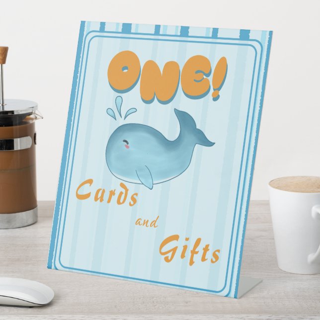 Cute Baby Blue Whale 1st Birthday Cards & Gifts Sockelschild (In Situ)