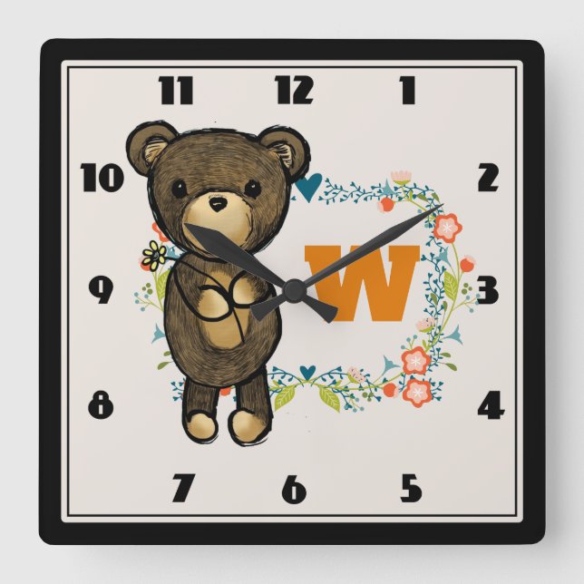Cute Bear, Yellow Flower & Floral Wreath Monogram Quadratische Wanduhr (Vorderseite)