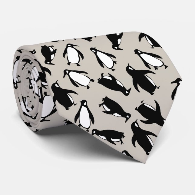 Cute black white penguin pattern grey background krawatte (Gerollt)