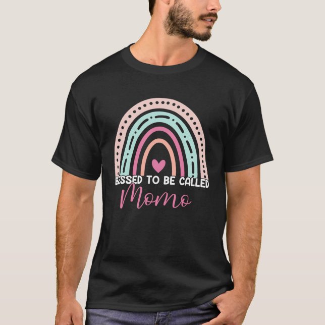 Cute Blessed To Be Called Momo Rainbow Mom Grandma T-Shirt (Vorderseite)