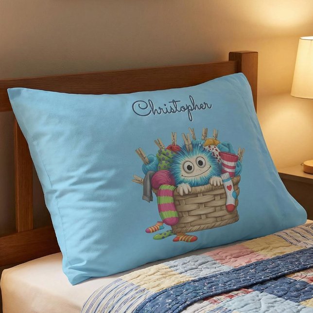 Cute Blue Fluffy Sock Monster Kids Design Kissenbezug (Von Creator hochgeladen)