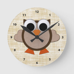 Cute Brown Retro Owl Clock Runde Wanduhr
