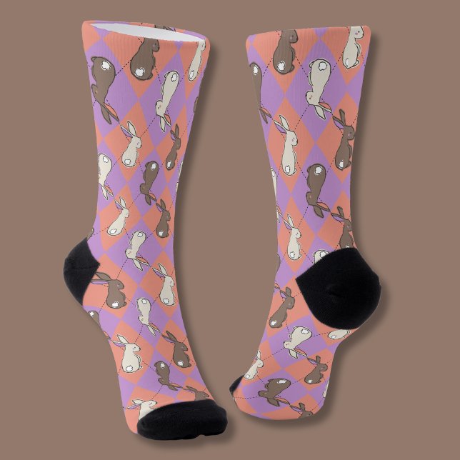 Cute Bunny Rabbit Pink and Purple Pastel Argyle  Socken (Cute bunny rabbit socks on pink and purple argyle background.)