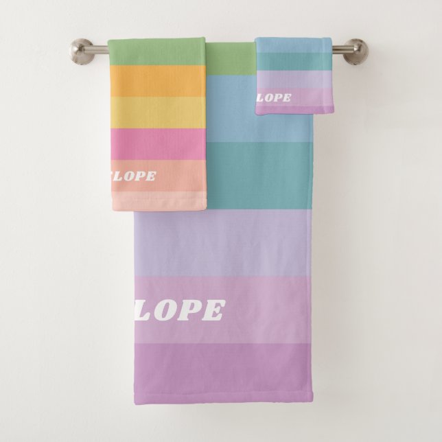 Cute Candy Pastel Rainbow Stripes Personnalisées  (En situation)