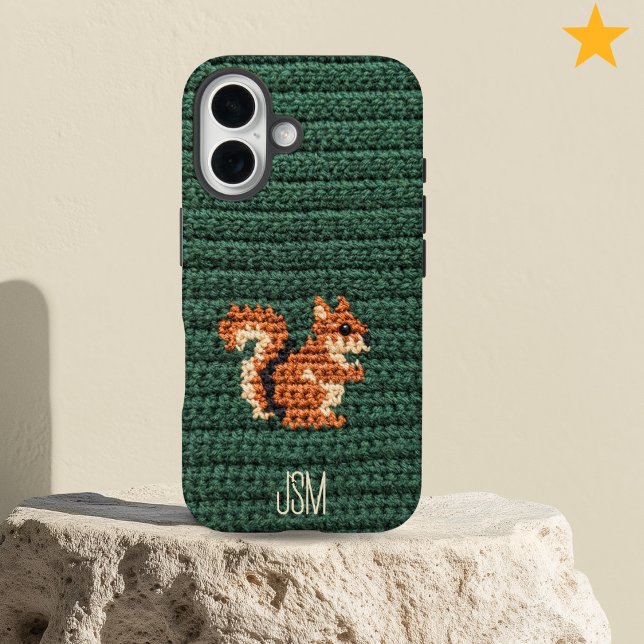 Cute Crochet Squirrel Custom Initials Monogram   iPhone 16 Hülle (Von Creator hochgeladen)