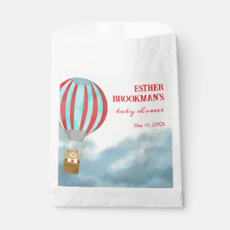 Cute Cub Over the Clouds Baby Shower Geschenktütchen