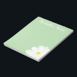 Cute daisy flower design personalized green floral notizblock<br><div class="desc">Cute daisy flower personalized name green floral notepads for home,  school,  wedding or office. Classy school and office supplies with personalized name or monogram. Personalizable blank writing paper notepads. Unique gift idea for teachers,  co-worker,  employee,  boss,  women,  girls etc.</div>