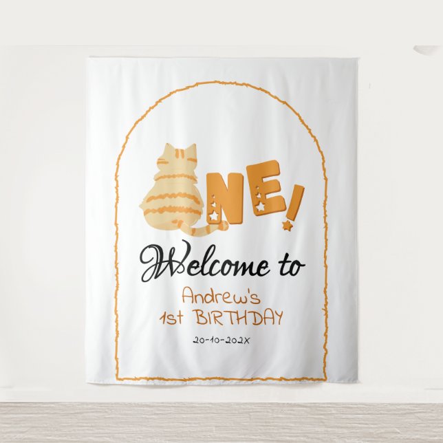 Cute Fat Orange Cat 1st Birthday Backdrop Wandteppich (Vorderseite)