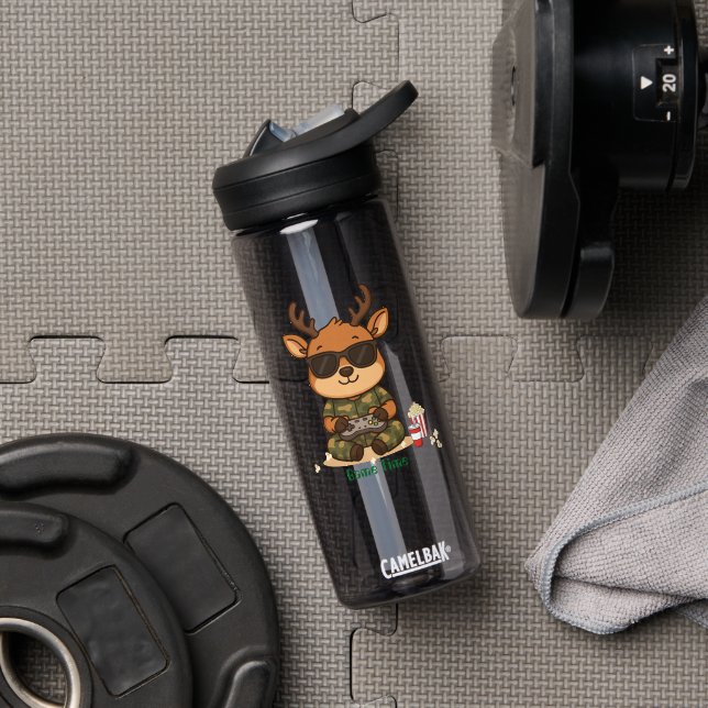 Cute Gamer Deer “Game Time” Accent  Trinkflasche (Fitnessstudio (gedreht))