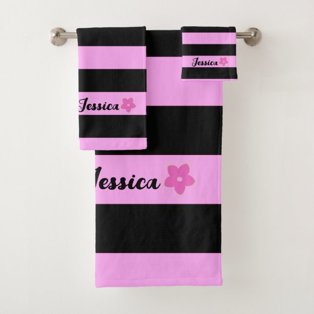 Cute Girl Black & Pink Stripes Frangipani Personna (En situation)