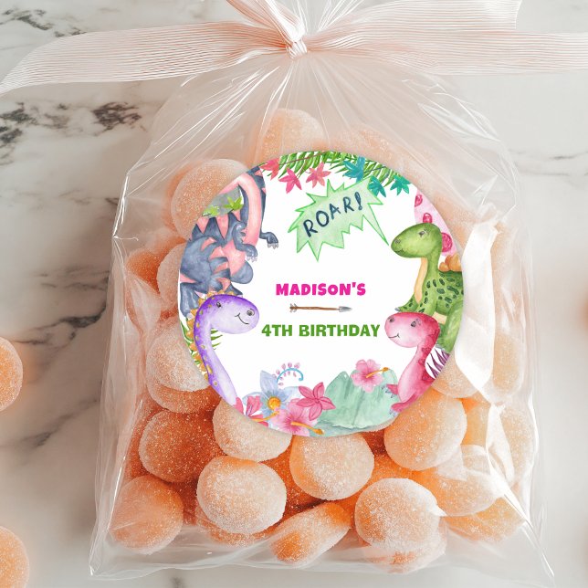 Cute Girl Dinosaur 4th Birthday Party Runder Aufkleber (Von Creator hochgeladen)