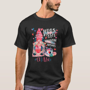 Cute Gnome CNA Life Nurse Hugs Kisses Valentines D T-Shirt