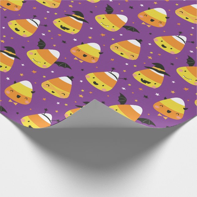 Cute Halloween Candy Corns in costume purple Geschenkpapier (Ecke)