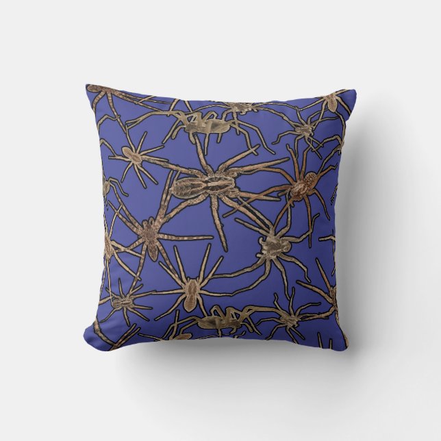 Cute Halloween Spiders on Periwinkle Blue Kissen (Vorderseite)