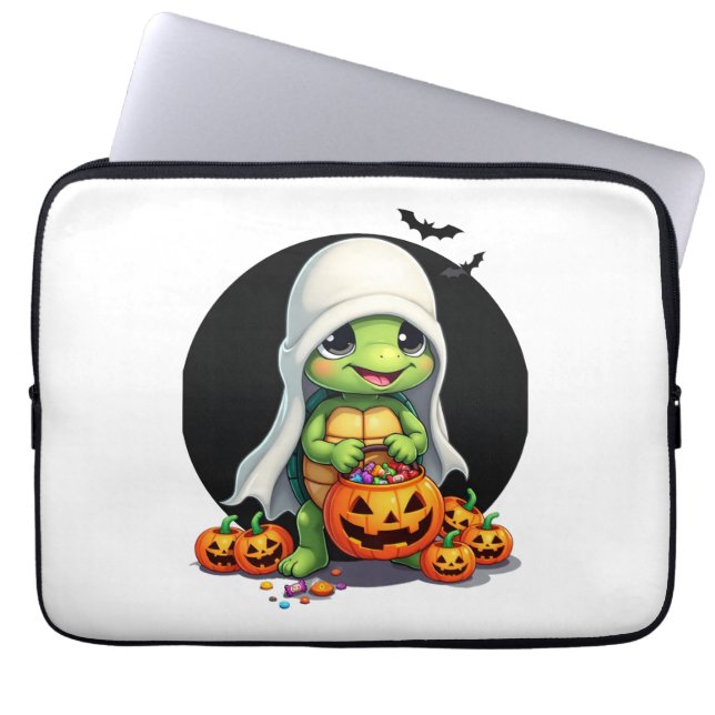 Cute Halloween Turtle Ghost with Candy (7) Laptopschutzhülle (Vorderseite)