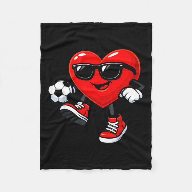 Cute Heart Playing Soccer Valentines Day Soccer Bo Fleecedecke (Vorderseite)