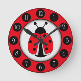 Cute Ladybug Clock Runde Wanduhr