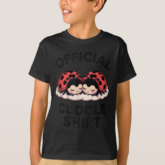 Cute Ladybug Love Cuddle  T-Shirt (Vorderseite)