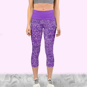 Cute lila und weiße trendige Yoga-Workout Capri Leggings
