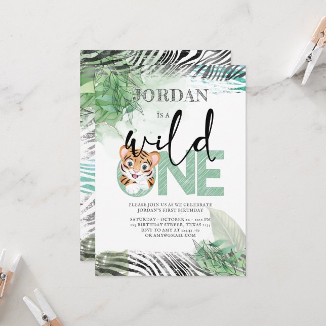 Cute Lion Jungle First Birthday Invitation (Devant/Arrière en situation)