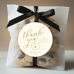 Cute Little Heart Wedding Gifts Thank You  Runder Aufkleber<br><div class="desc">Modern Wedding Minimal Thank You Gifts Classic favor Round Sticker,  in creative classy script,  cute little heart,  with bride and groom name and wedding date,  yellow gold theme.</div>