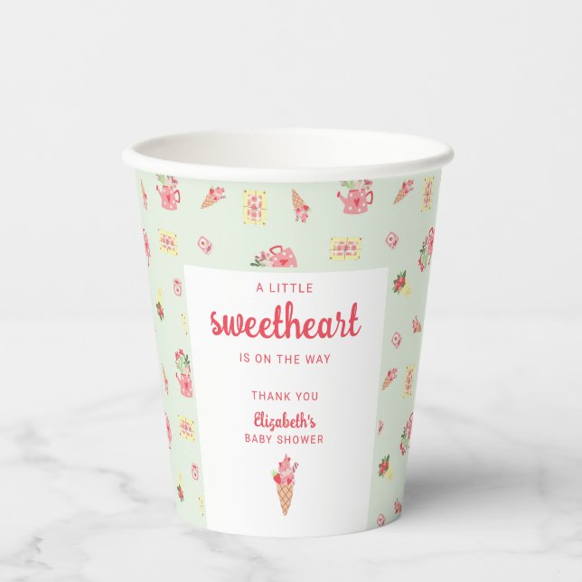 Cute Little Sweetheart on the Way Baby Shower Pappbecher (Vorderseite)
