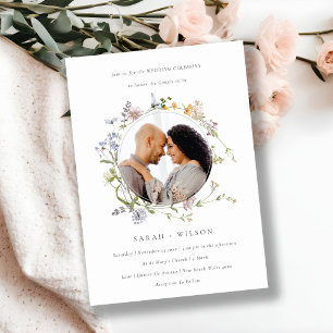 Cute Meadow Floral Wreath Mariage Photo Invitation