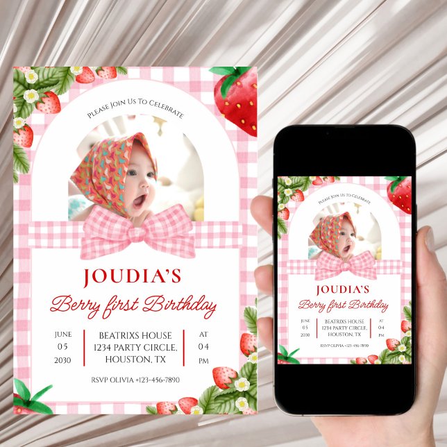 cute minimalist Watercolor  Berry First birthday Einladung (Von Creator hochgeladen)