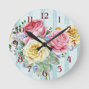 Cute Pink And Yellow Roses With Stripes Design Runde Wanduhr