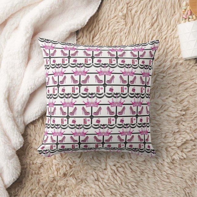 Cute Pink Lipstick Queen Throw Pillow  Kissen (Decke)