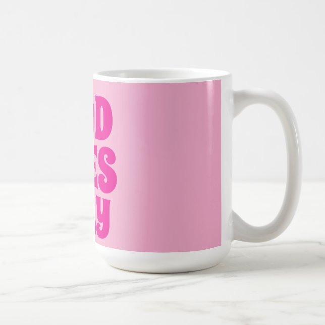 cute pink mug that just instantly makes you smile (Droite)