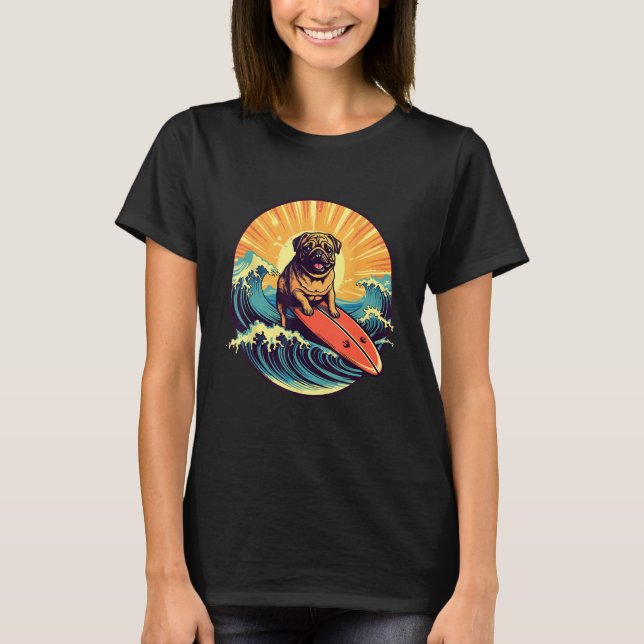 Cute Pug Dog Surfing Japanese Great Waves Surf Boa T-Shirt (Vorderseite)