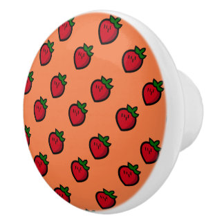 Cute Red Cartoon Strawberries for Vegetarians Keramikknauf