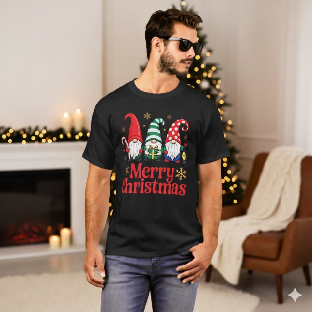 Cute Red Green Whimsical Gnome Merry Christmas T-Shirt (Von Creator hochgeladen)