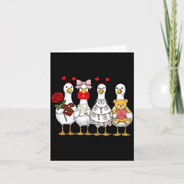 Cute Retro Valentine Silly Gooses Duck Love Couple Karte (Vorderseite)