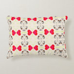Cute Ribbon Pattern Dekokissen<br><div class="desc">A sweet and stylish throw pillow featuring a charming red ribbon pattern,  perfect for adding a trendy touch to your home decor</div>