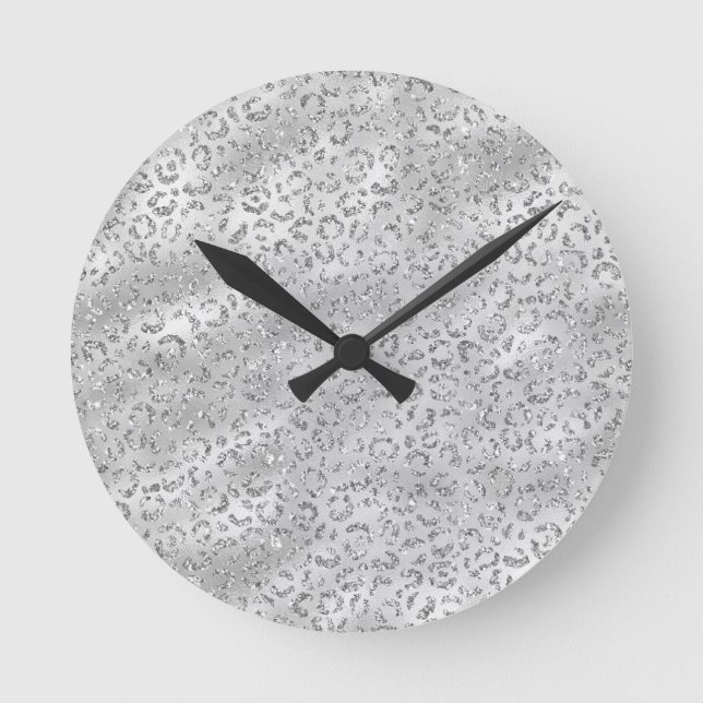 Cute Silver Cheetah Leopard Skin Print Pattern Runde Wanduhr (Vorderseite)