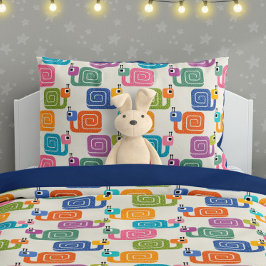 Cute Snail Pattern on Cream Kissenbezug