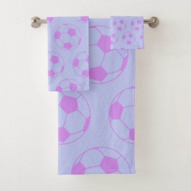 Cute Soccer Ball Pattern in Purple and Blue Badhandtuch Set (Insitu)
