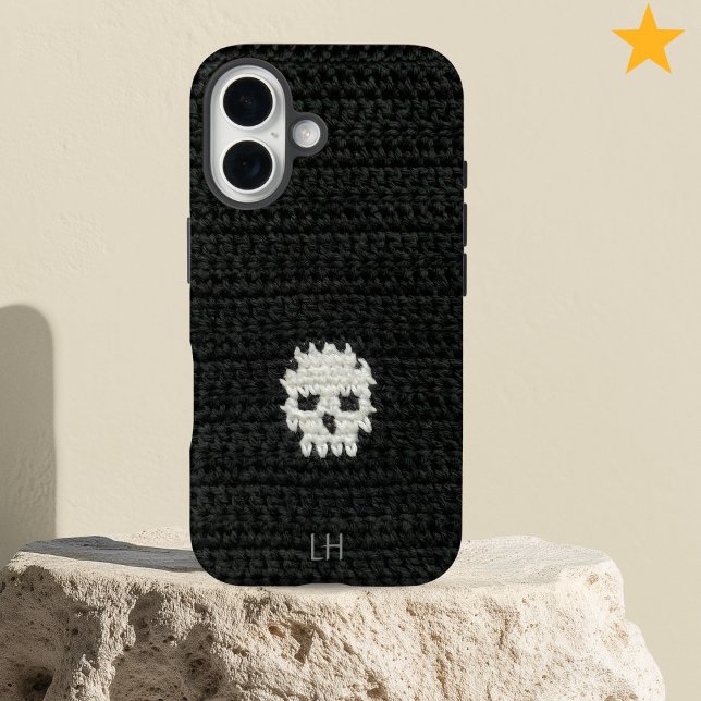 Cute Soft Goth Crochet Skull Yarn Custom Name iPhone 16 Hülle (Von Creator hochgeladen)