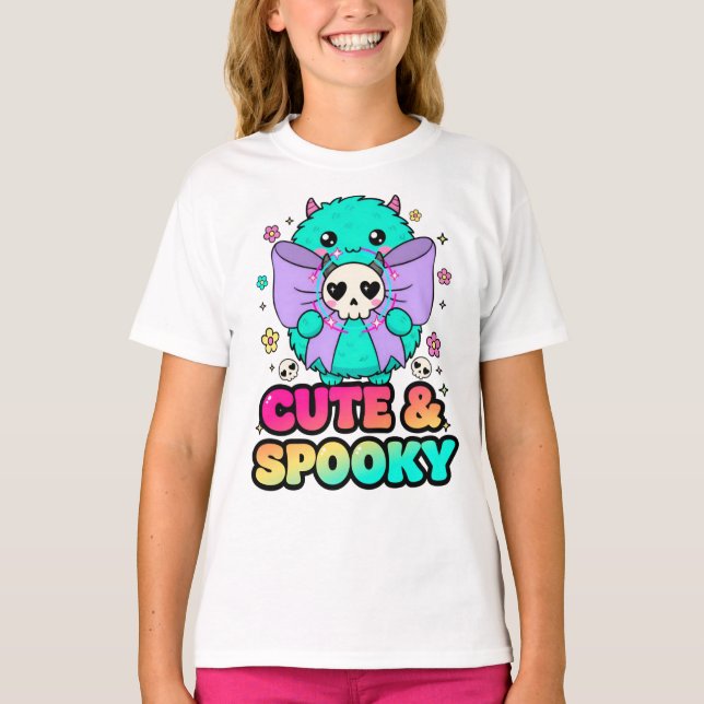 Cute & Spooky Monster Sweatshirt with Skulls & Sta T-Shirt (Vorderseite)