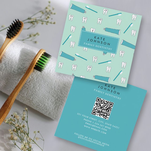 Cute Tooth Teal Mint Dentist QR Code Social Media Quadratische Visitenkarte (Cute Tooth Teal Mint Dentist QR Code Social Media Square Business Card)
