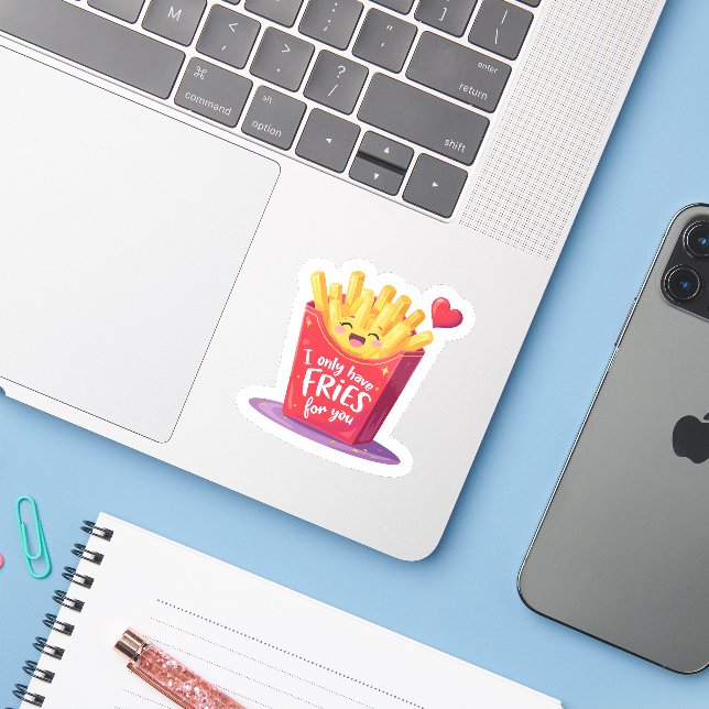 Cute Valentine French Fries Pun Aufkleber (Laptop mit iPhone)