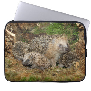 Cutest Baby Animals Hedgehog Family Laptopschutzhülle