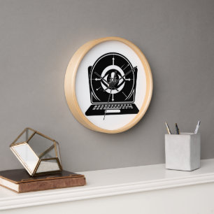 "Cyber Spy Vision: Moderne Tech Art" Uhr